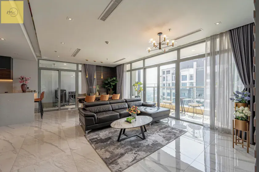 Luxury Radison at Landmark 81 Vinhomes - Image 1