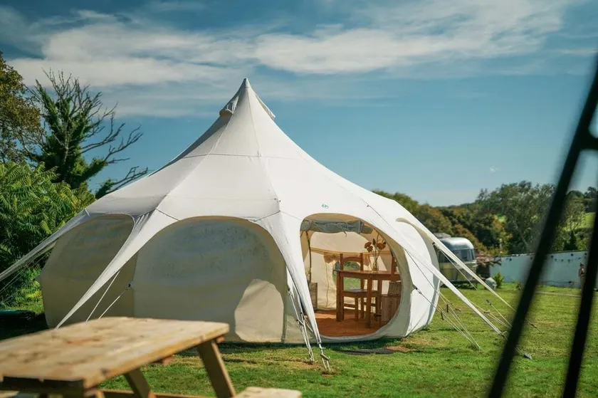 Luxury 2-4 Bell Tent in Private Field-Beach 10mins - Image 1