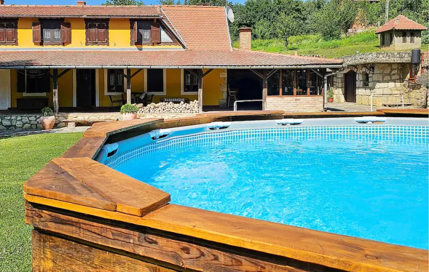 4 Bedroom Beautiful Home In Radovanci - Image 1