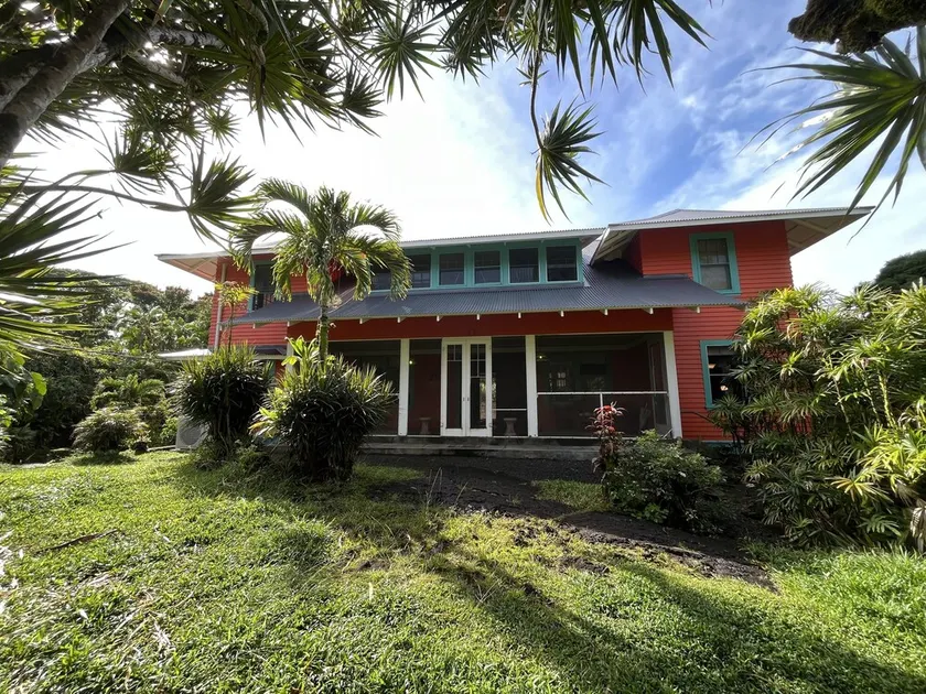 Restored Historic Mansion with Modern Amenities Steps to the Beach! - Image 1