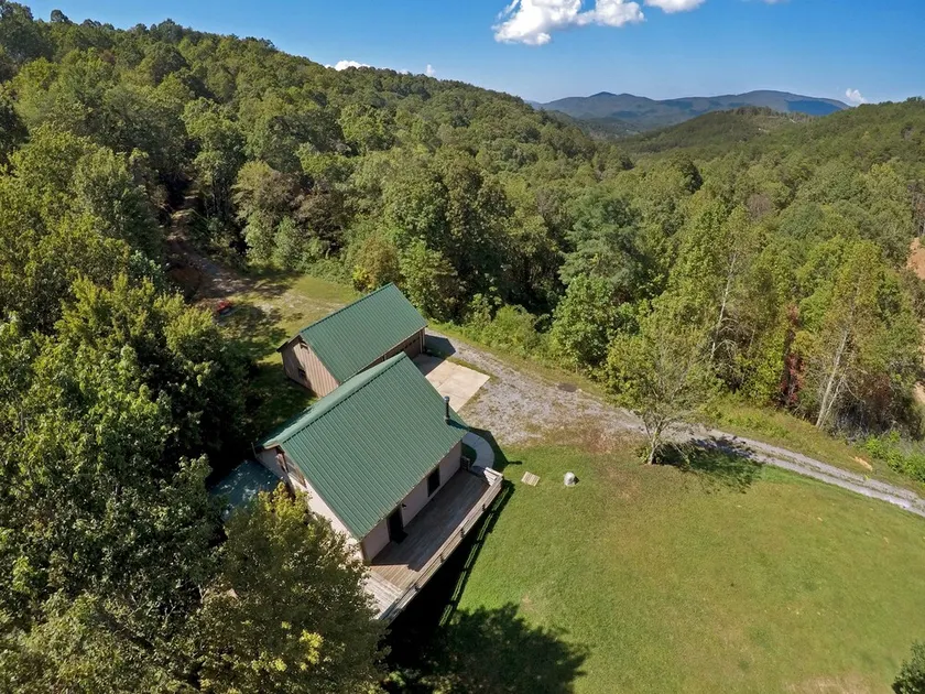 The Bunker on 22 acres, Mountain Views, hiking - Image 1
