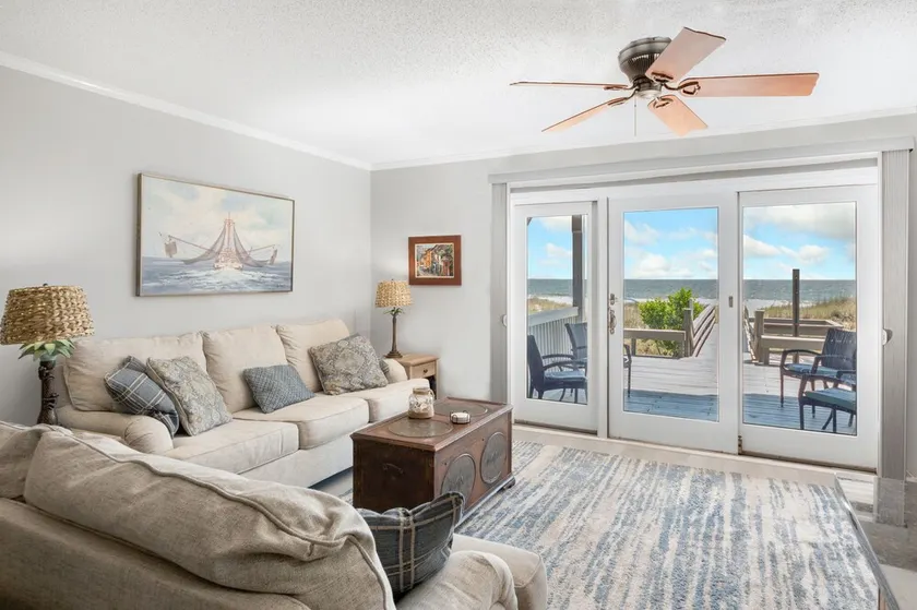 Vackra Oceanfront Condo, första våningen och lämpliga för sällskapsdjur - Image 1