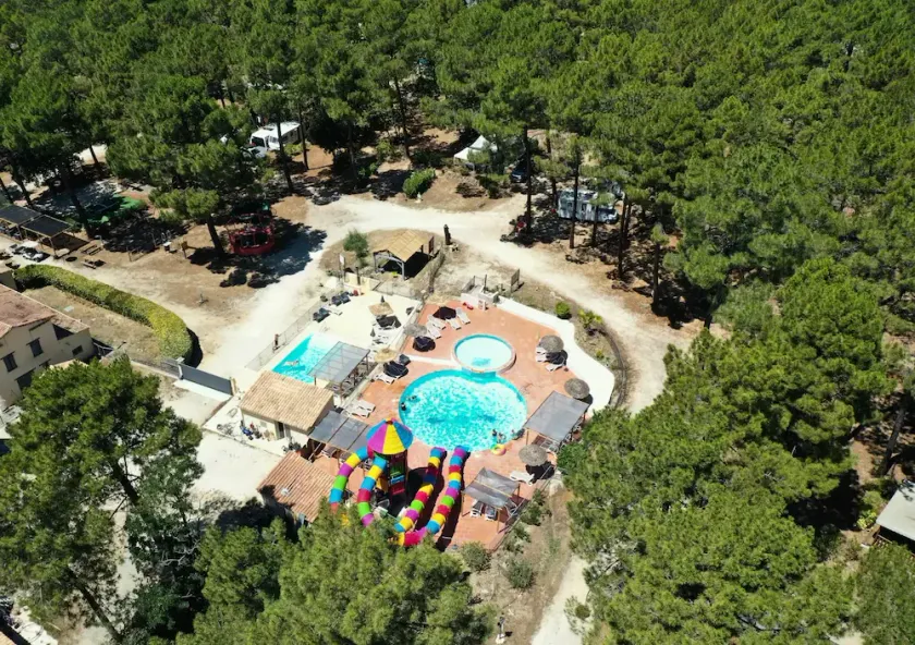 Camping La Simioune *** - Klimatisiertes Mobilheim 4 Zimmer 6 Personen - Image 1