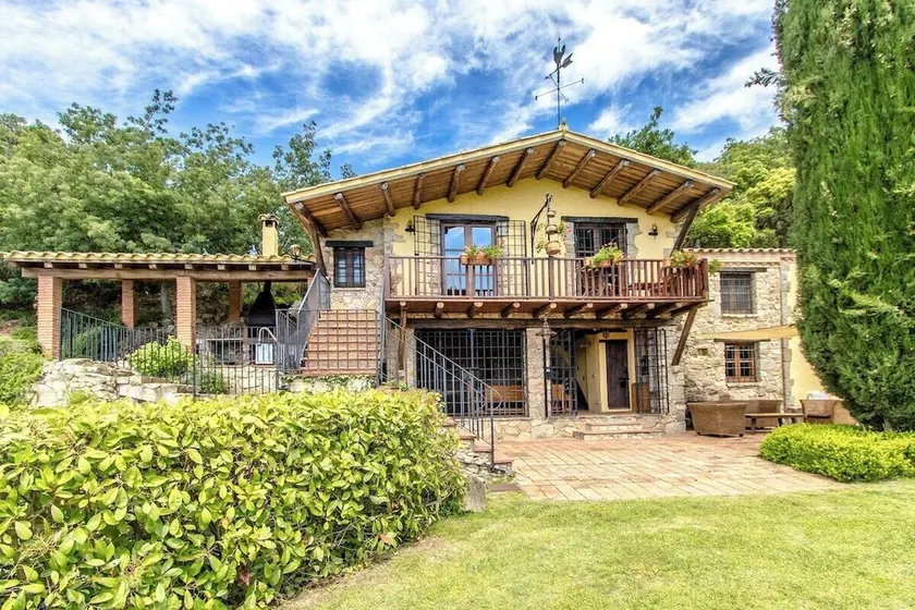 Stunning Costa Brava mountain retreat - beach 30km - Image 1