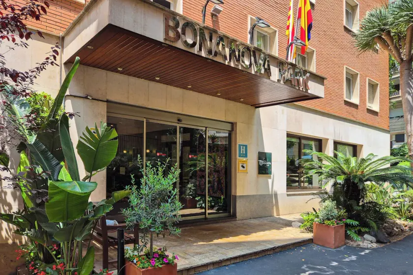 Bonanova Park - Image 1