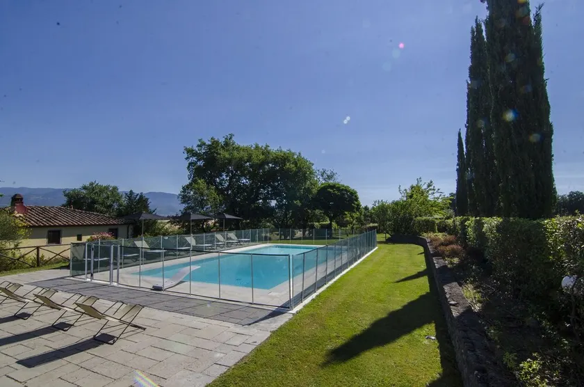Villa i Montevarchi med 5 sovrum som kan rymma 12 - Image 1