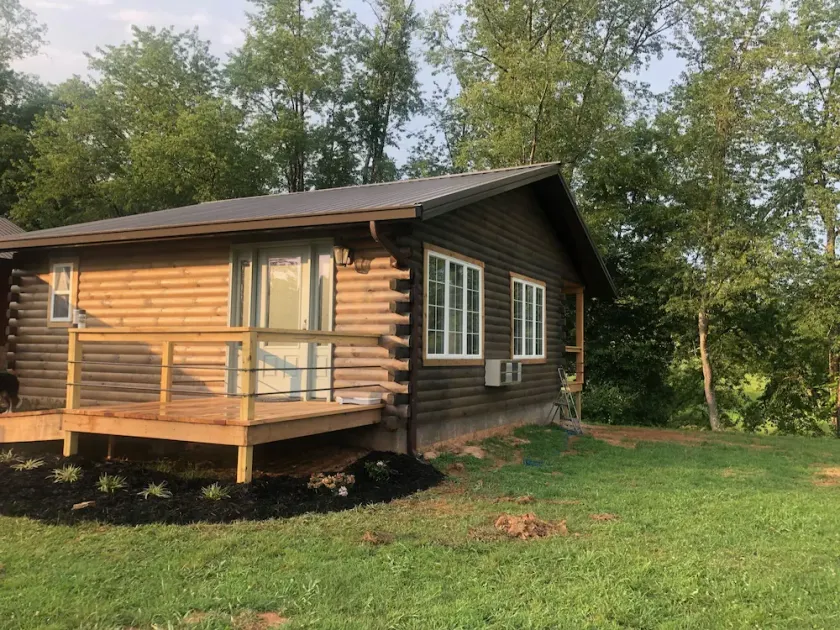 Rose’ Retreat - Image 1