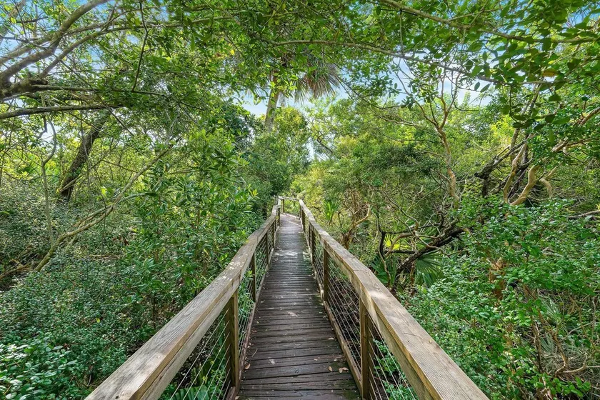 Oceanwalk 20-205 - Image 1