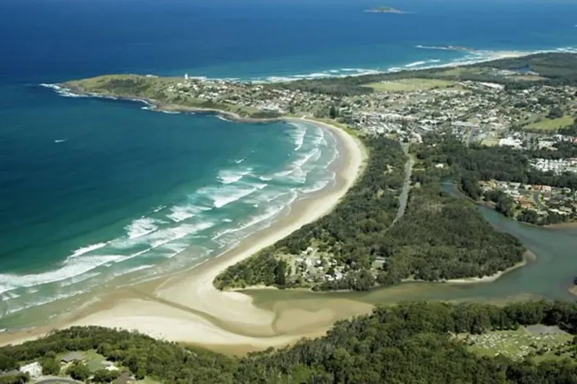 Golden Cane Couples Retreat - Privacidad frente al mar en Woolgoolga, Coffs Harbour - Image 1