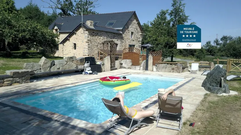 Cottage with pool between Redon and Roche Bernard - Image 1