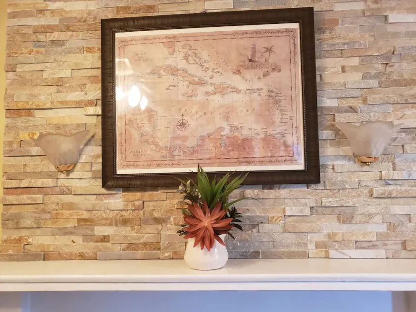 The Flat at Philmont Avenue APT at Eden Park Inn - Image 1
