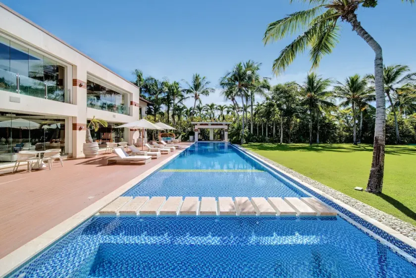 Encinar a Major League villa - Image 1