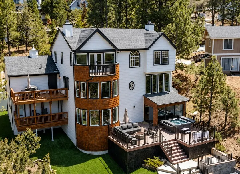 Moonridge Mansion Retreat • Sleeps 16+ • Spa • Sauna • Game Room • 5BR - Image 1