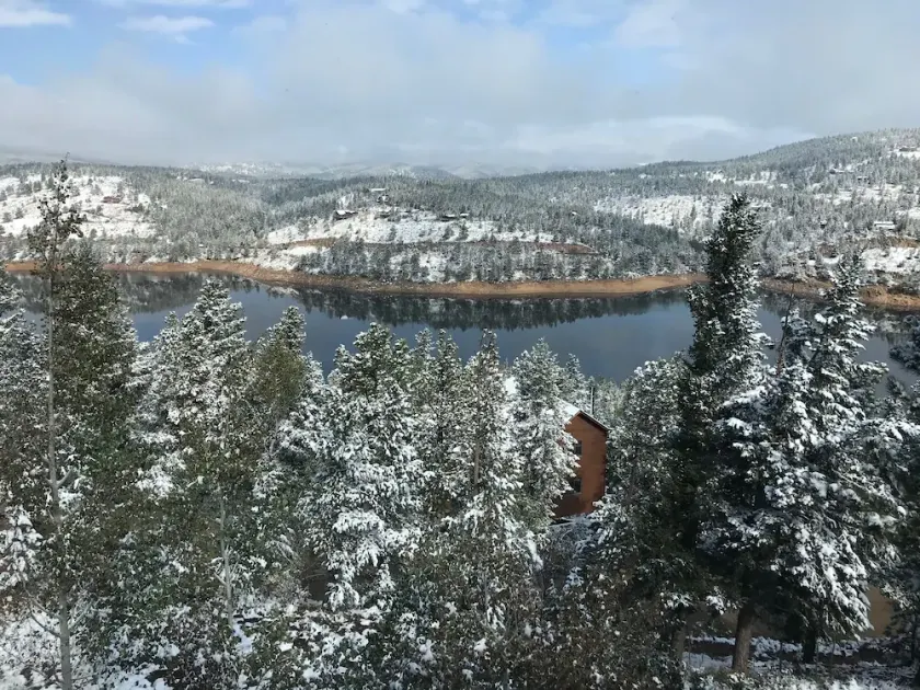 Lovely Mountain Getaway w/Epic Views in Nederland! - Image 1