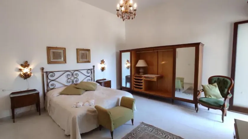 Preciosa casa de vacaciones privada para 4 personas con piscina privada, WIFI y veranda - Image 1