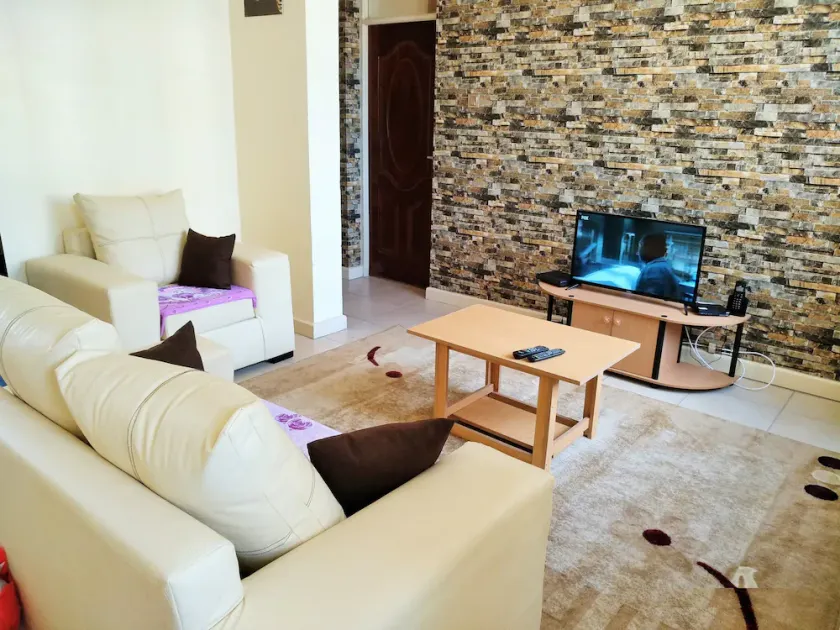Loneview suites two bedroom apartment - Image 1