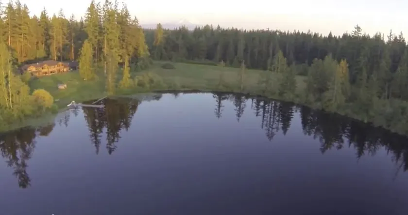 Close-in Smukke Retreat: Stor, Lodge-Som Private Lakefront Indstilling - Image 1