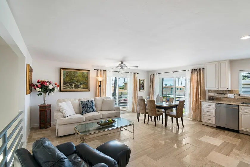Incredible 2BR Oceanside Condo w/Ocean Views - Image 1