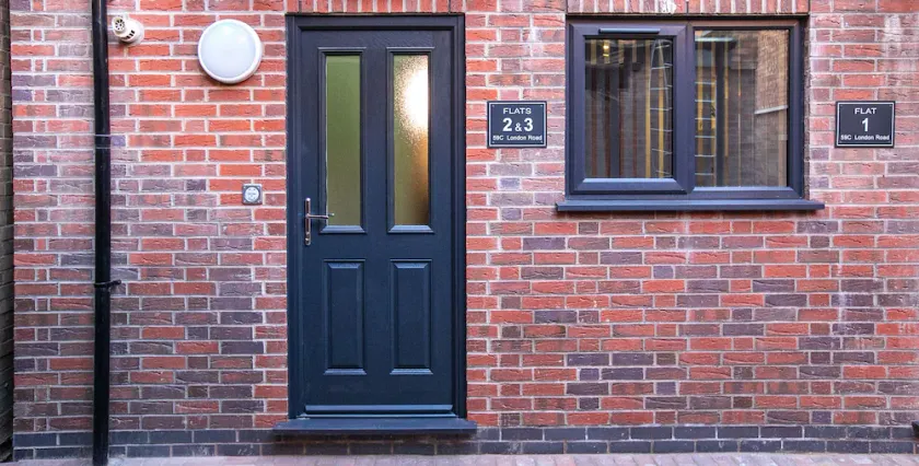 Leicester's Lyter living Serviced apartments Opposite Leicester Railway Station - Image 1