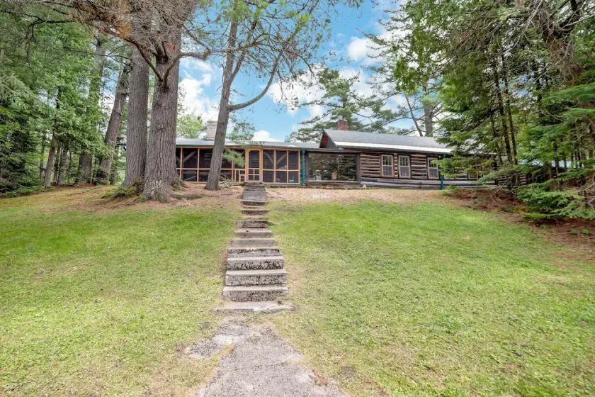 Club Thunderbird Lodge: Your Private Summer Getaway in the Heart of Michigan - Image 1