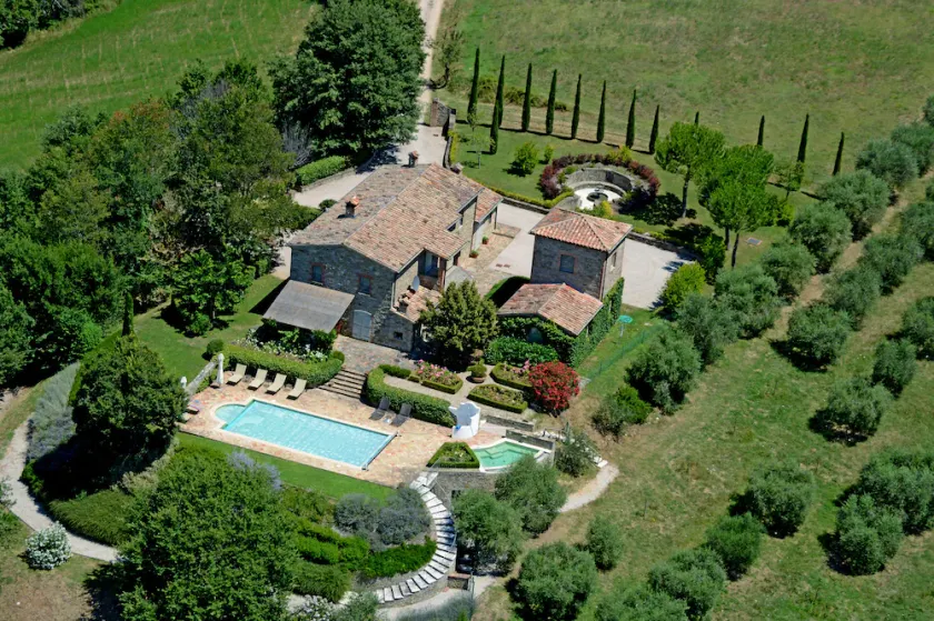Luxury farmhouse in the beautiful Niccone Valley - Image 1