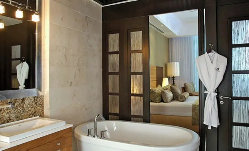Luxury One Bedroom Suite at Grand Luxxe, Riviera Maya, Mexico - Image 1