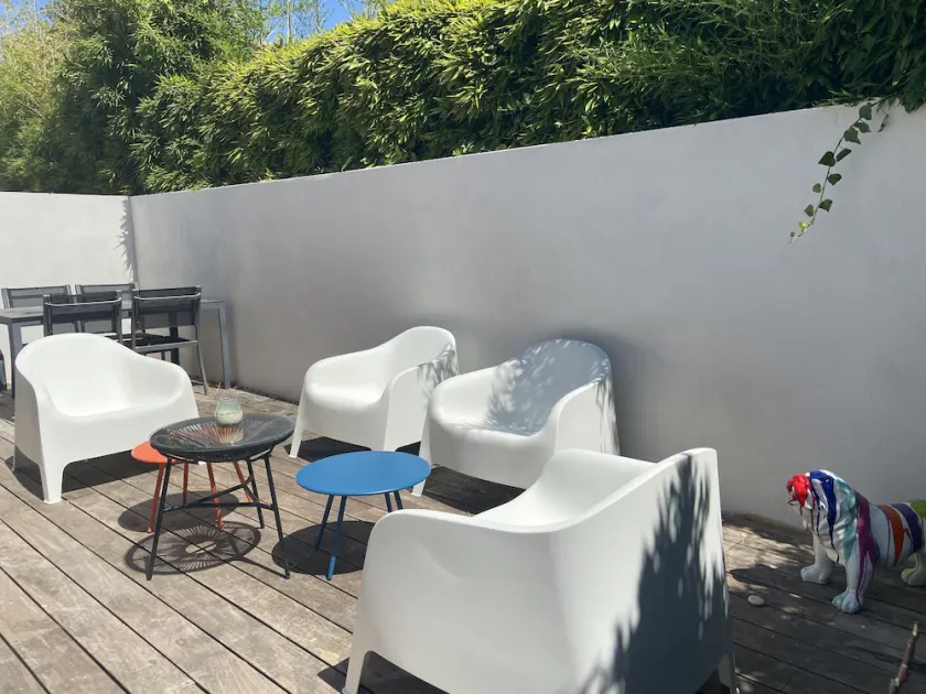 80 m² 2-bedroom apartment in a reverse duplex with 2 bedrooms + terrace - Image 1