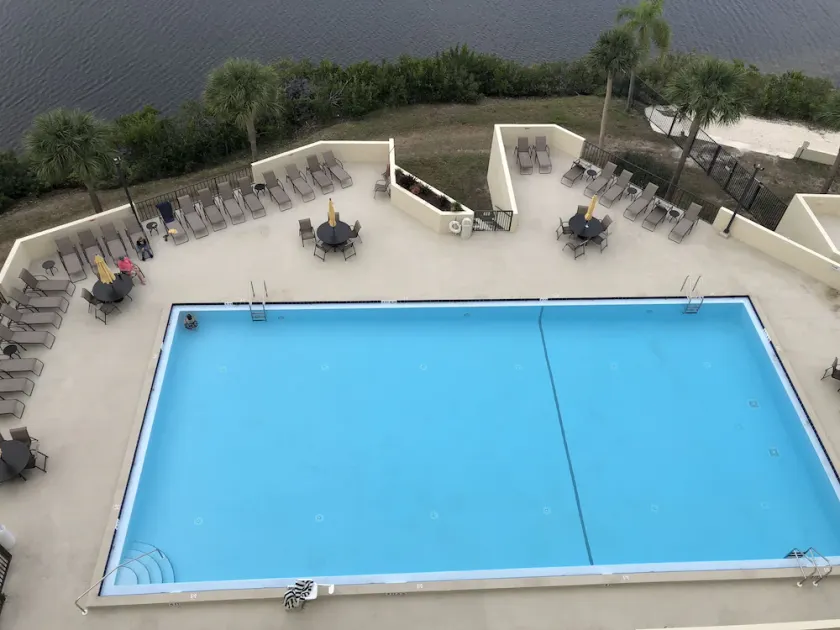 Ein weiterer Tag im Paradies - Image 1