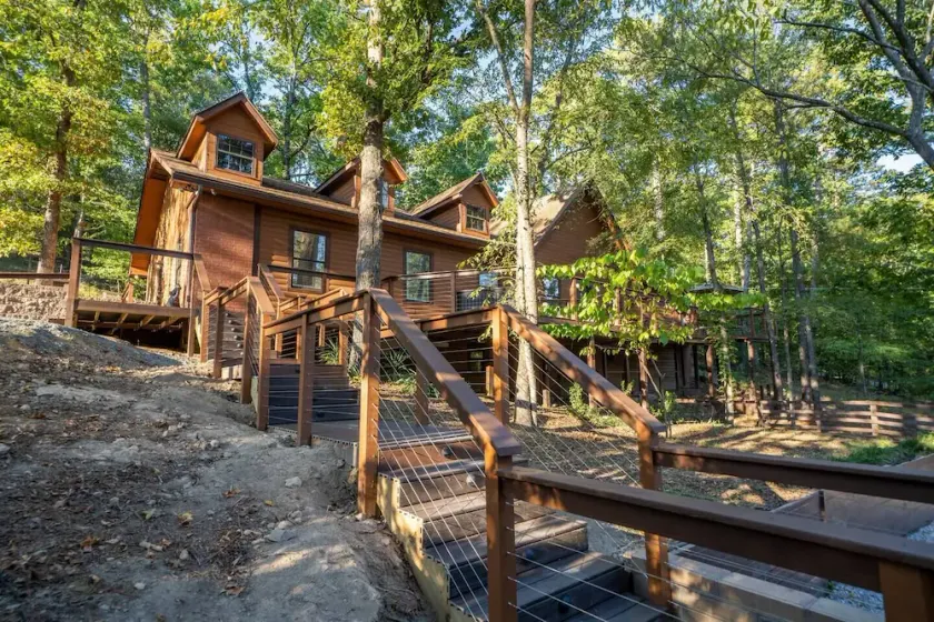 Luxury Rock Creek Cabin: Hot Springs/Lake Hamilton - Image 1