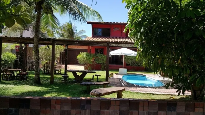 House in Porto, 40m from the beach, with a swimming pool. - Image 1