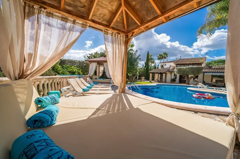 Finca \"Vela\" perto de Muro para 8 pessoas com jardim e piscina maravilhosos - Image 1
