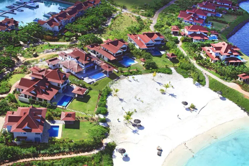 NYE LISTE: Eden Island (Private Island) Waterfront Elegant 2 værelses lejlighed - Image 1