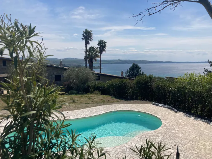Privatunterkunft zu touristischen Zwecken vermietet - Luxusvilla mit Seeblick - Image 1