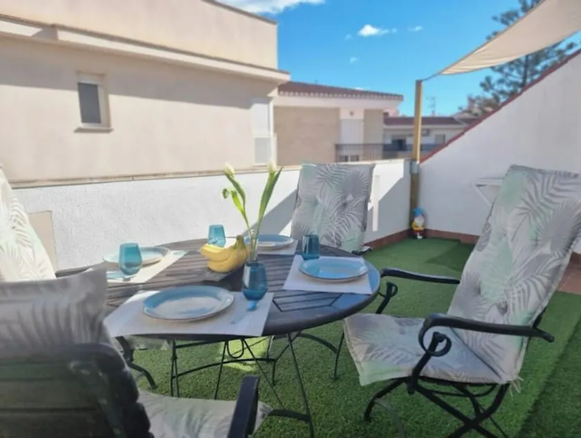600m de la playa, terraza soleada - Image 1