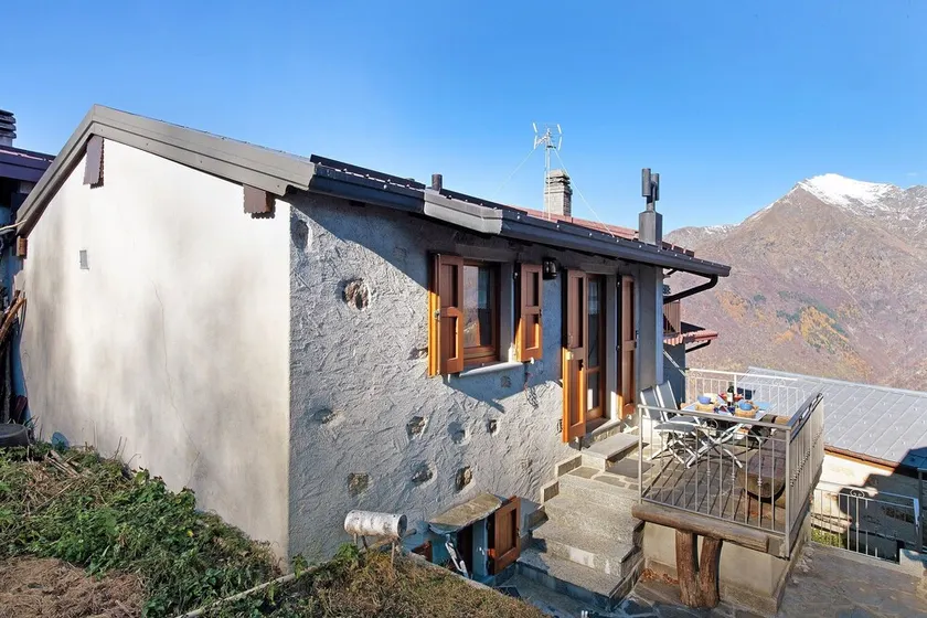 Ferienhaus \"Baita Margherita\" mit Bergblick und privater Terrasse - Image 1