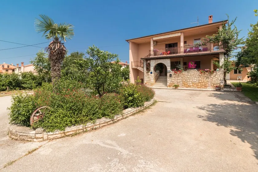 Apartment 1706/17820 (Istria - Liznjan), 1250m from the beach - Image 1