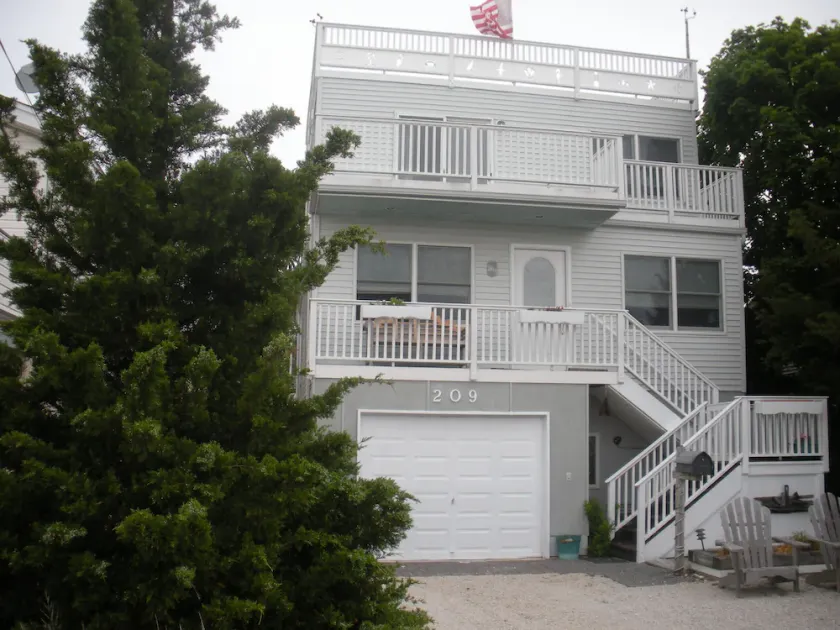 Maison familiale entre l'océan et la plage de la baie des enfants - Image 1