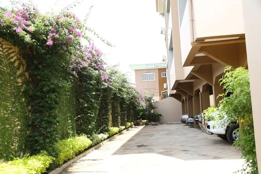 Secure high standing apartments and studio 10min from Nsimalen airport - Image 1
