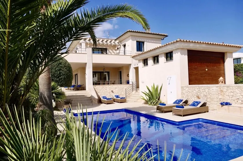 Maison de vacances \"Ocean Blues\" avec piscine privée, terrasse partagée et Wi-Fi - Image 1