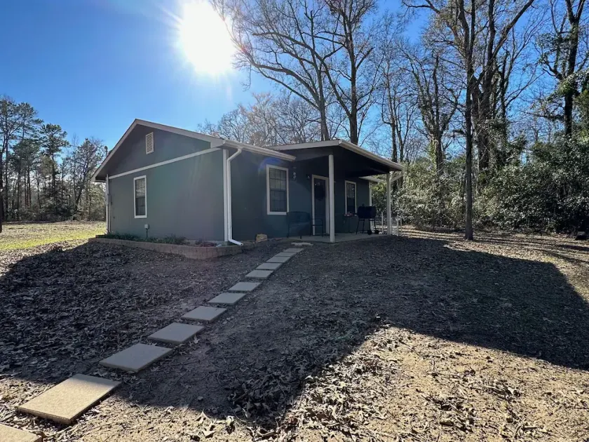 Cozy country retreat!- Close to River Run and Lake Jacksonville - Image 1