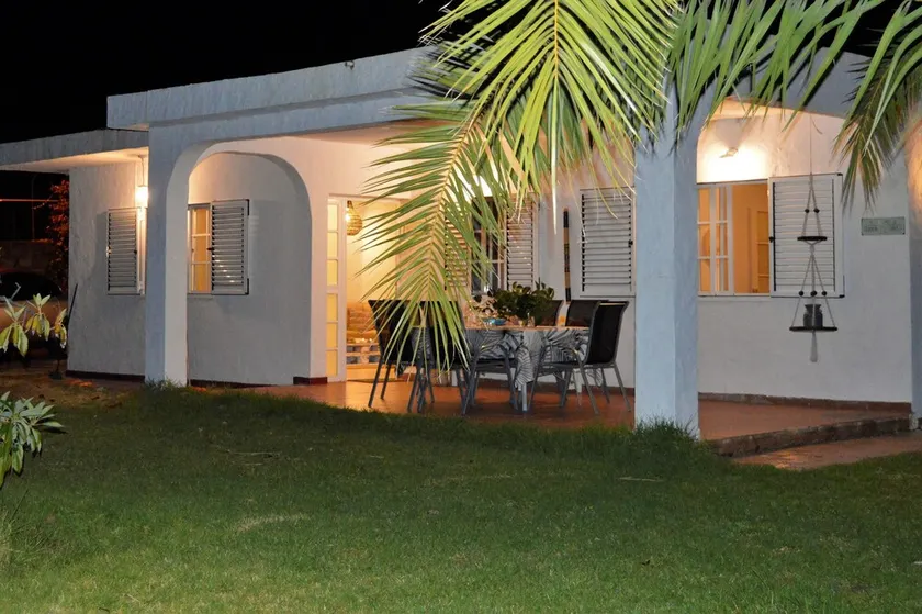 Villa with exclusive garden. IN REFORM. NEXT OPENING IN OCTOBER 2024 - Image 1