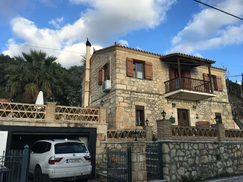 Traditional Stone 2 bed Villa,family friendly,relaxing place,near town and beach - Image 1
