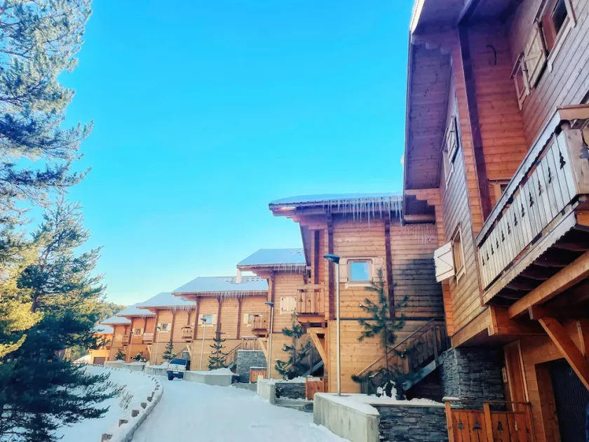Chalet individuel Le hameau des cimes 110m2 14 personnes - Image 1