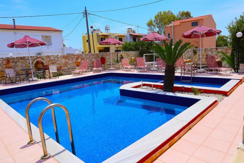 Fragkiskos Pool Apartment  — 5 min from the beach! - Image 1