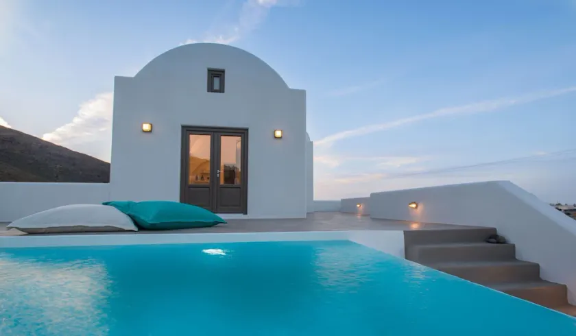 Luxury Santorini Villa Villa Pori Blanca Master Suite Private Pool - Image 1