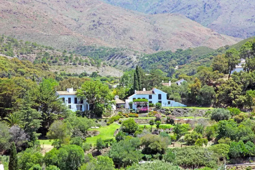 Family holidays in Spain, ideal for groups, 11bed estate with 2 pools, jacuzzi.. - Image 1