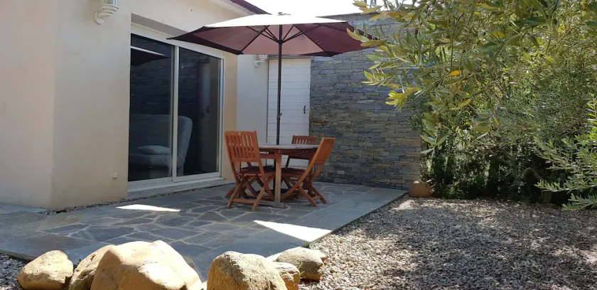 Mini villa T2 on the seafront at Marine de Sisco, ideal for discovering the Cape. - Image 1