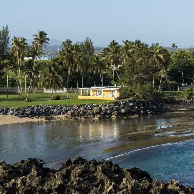 Romantic Beachfront Paradise Villa with Incredible Ocean Views & Outdoor Event Space - Image 1