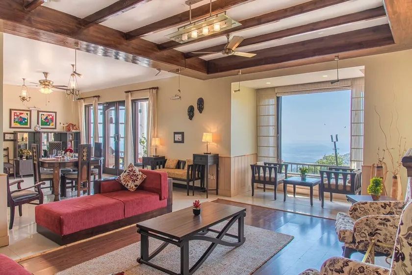 Majestic 3 BHK villa wth living area & stunning views near Dalai Lama Temple - Image 1