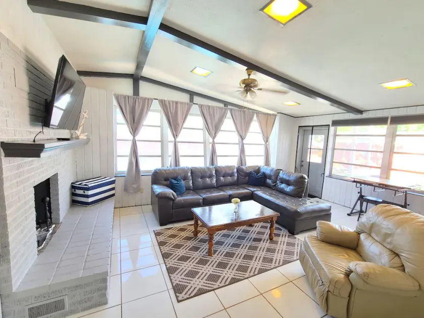 ☀Shelley Casa, 3BR/2BA,Stunning- ✔Pool✔WHOLE HOUSE - Image 1